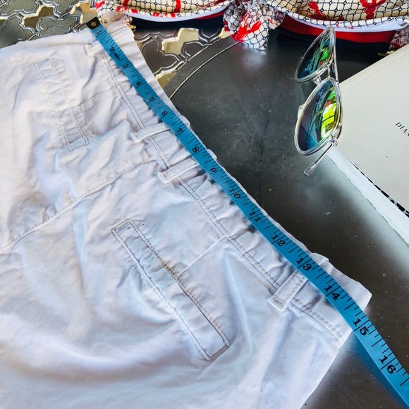 WHO.A.U White Cotton Shorts, Size 27 - Picture 6 of 8